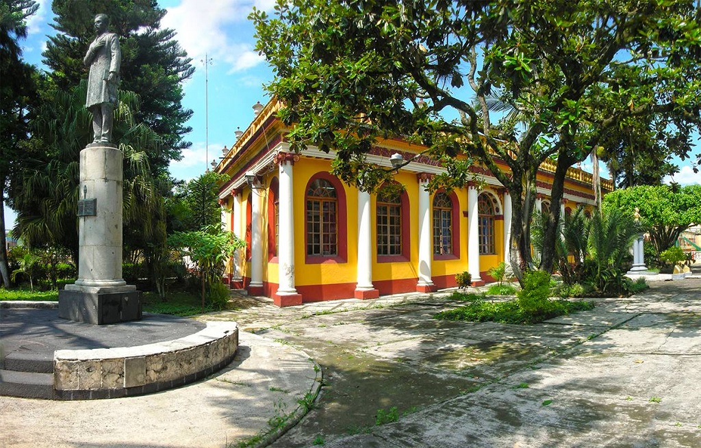 Las 5 Primarias Públicas que Están Transformando Coatepec, Veracruz