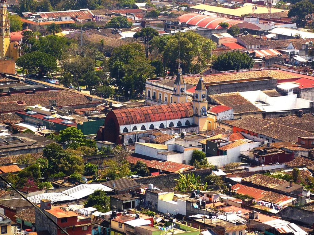 Centro de Coatepec visto desde el Cerro de las Culebras